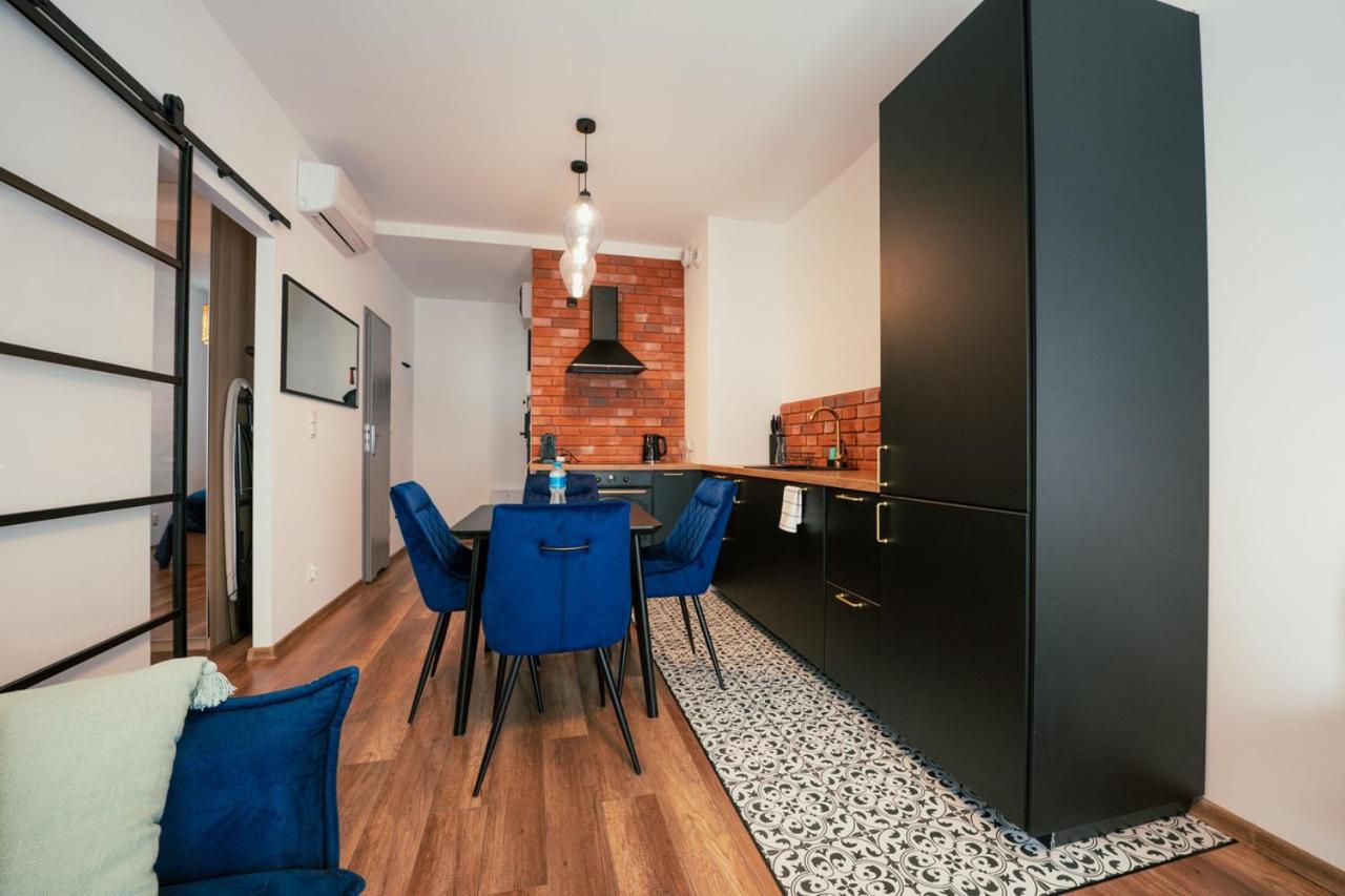 Aboutartapartments - By The River Wroclaw Exterior photo